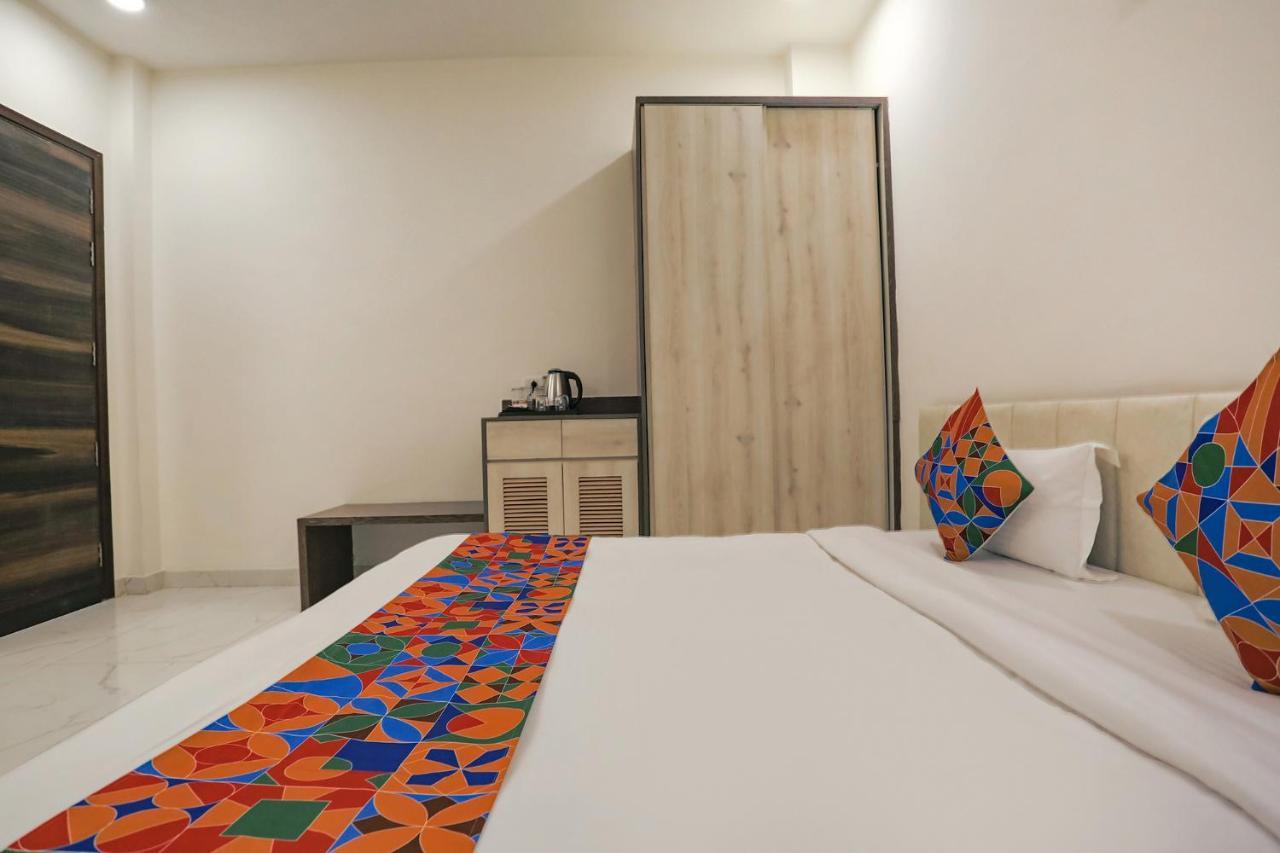 Fabhotel Ab Inn Huda City Center Гургаон Экстерьер фото